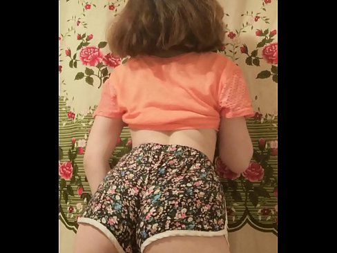 ❤️ سیکسی نوجوان بیب کیمرے پر اپنی شارٹس اتار رہی ہے۔ ❌ ہم پر ur.xxxtophd.ru ❌️
